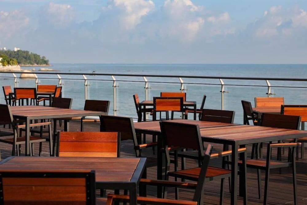 Hompton Hotel By The Beach George Town Ngoại thất bức ảnh