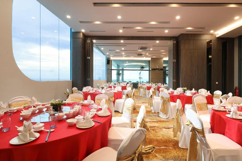 Hompton Hotel By The Beach George Town Ngoại thất bức ảnh