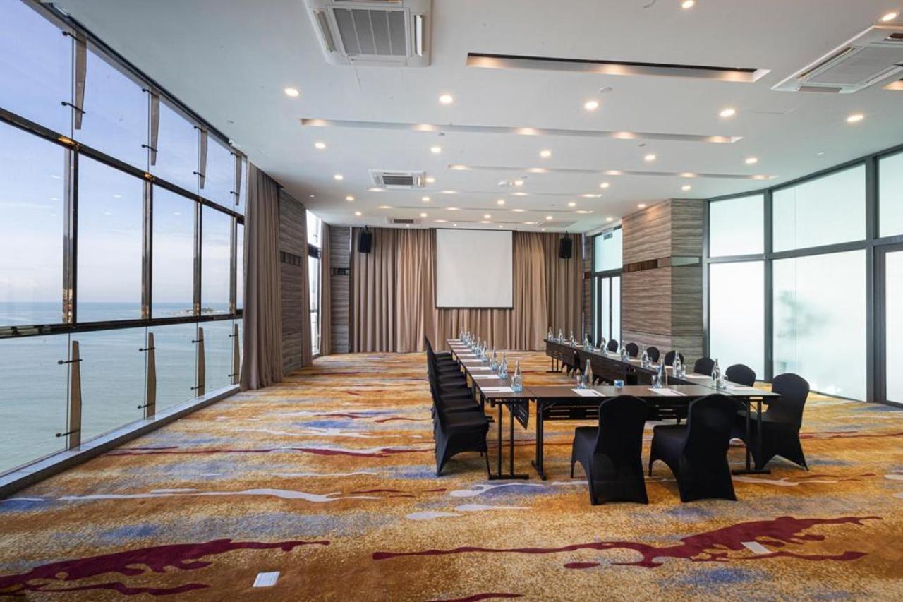 Hompton Hotel By The Beach George Town Ngoại thất bức ảnh
