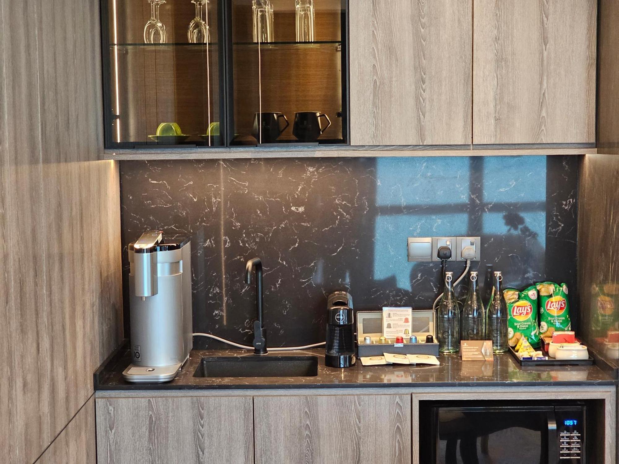 Hompton Hotel By The Beach George Town Ngoại thất bức ảnh
