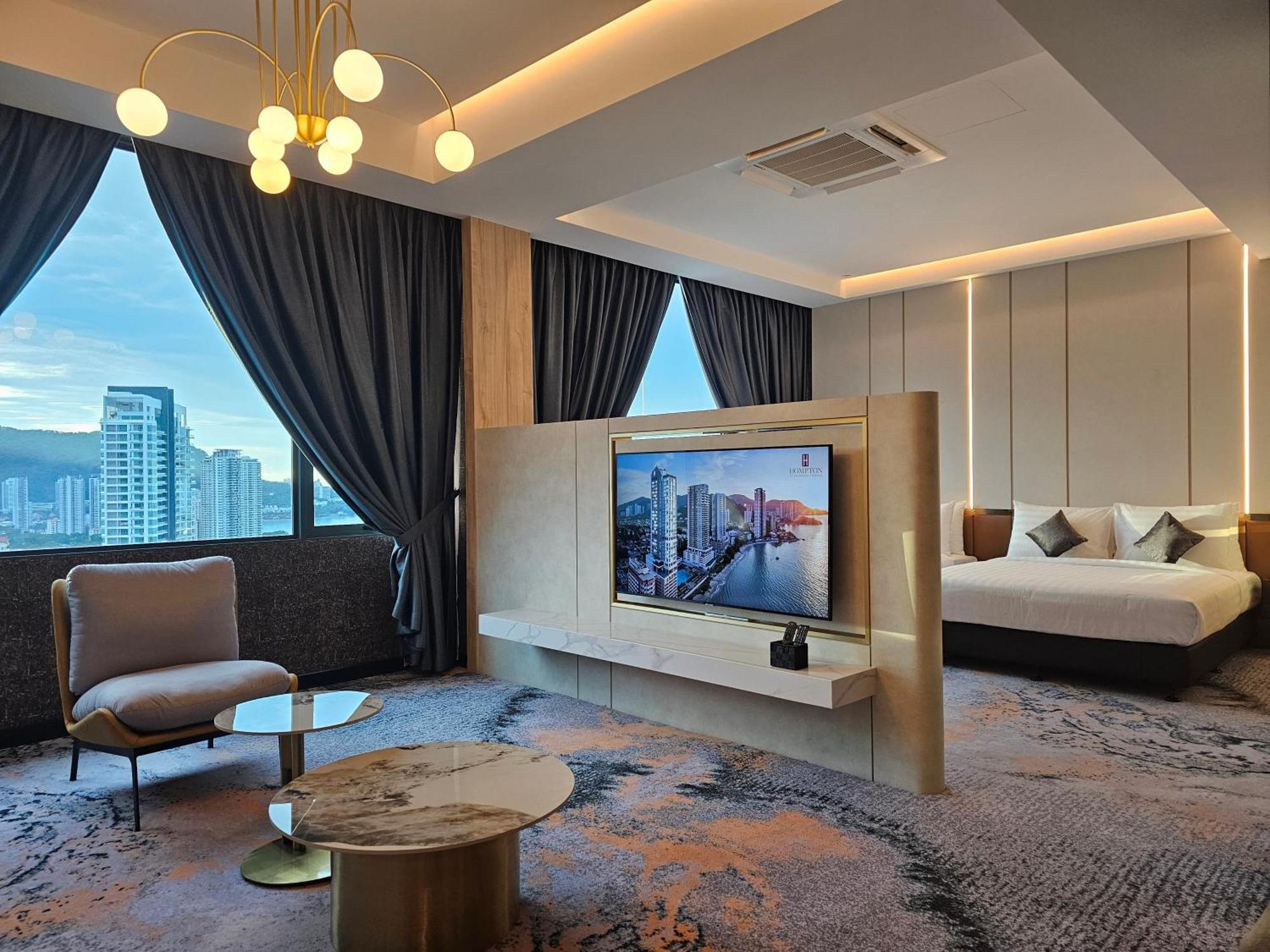 Hompton Hotel By The Beach George Town Ngoại thất bức ảnh