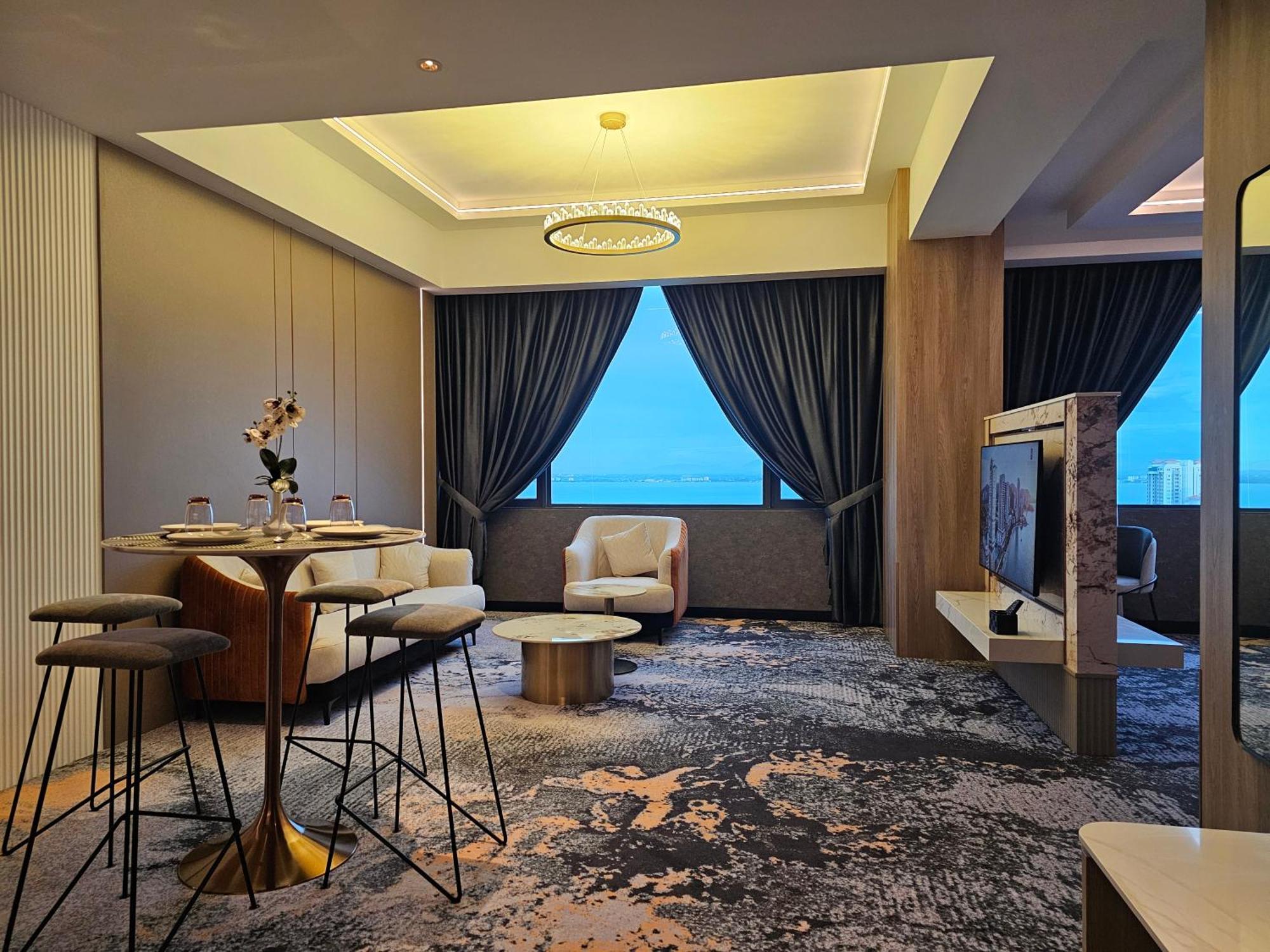 Hompton Hotel By The Beach George Town Ngoại thất bức ảnh
