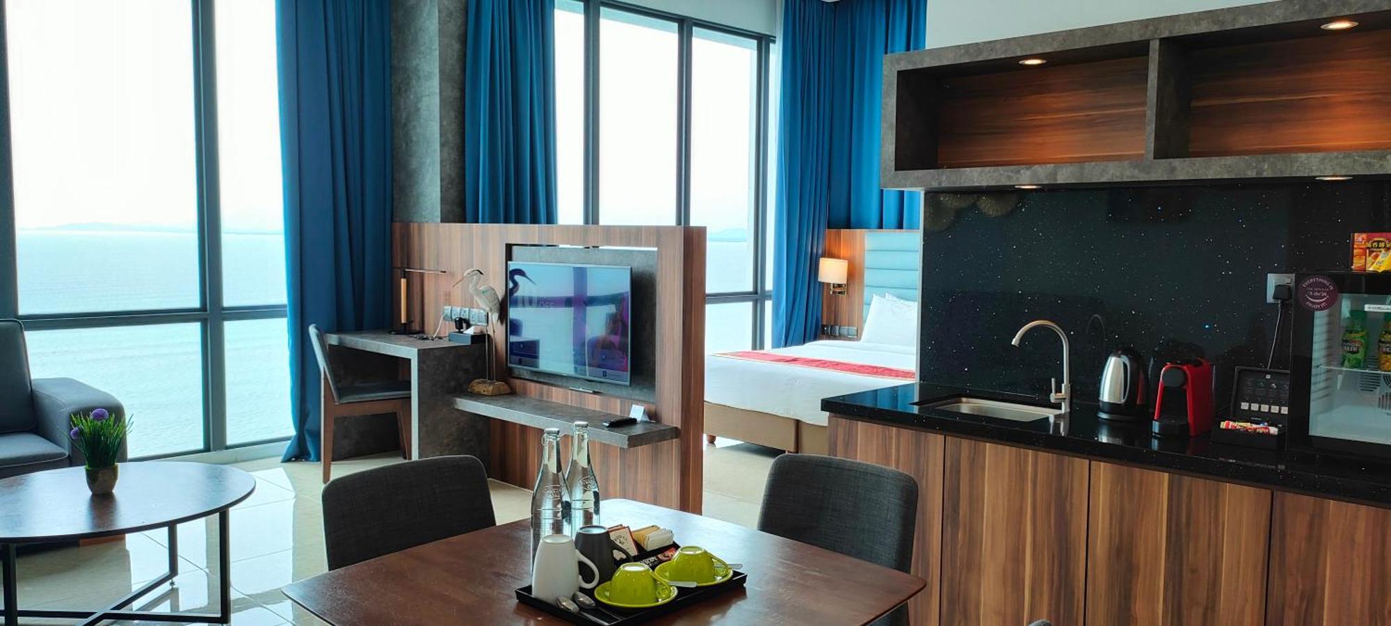 Hompton Hotel By The Beach George Town Phòng bức ảnh